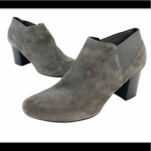 YAN ELI grey suede leather ankle booties. Size 9.5.